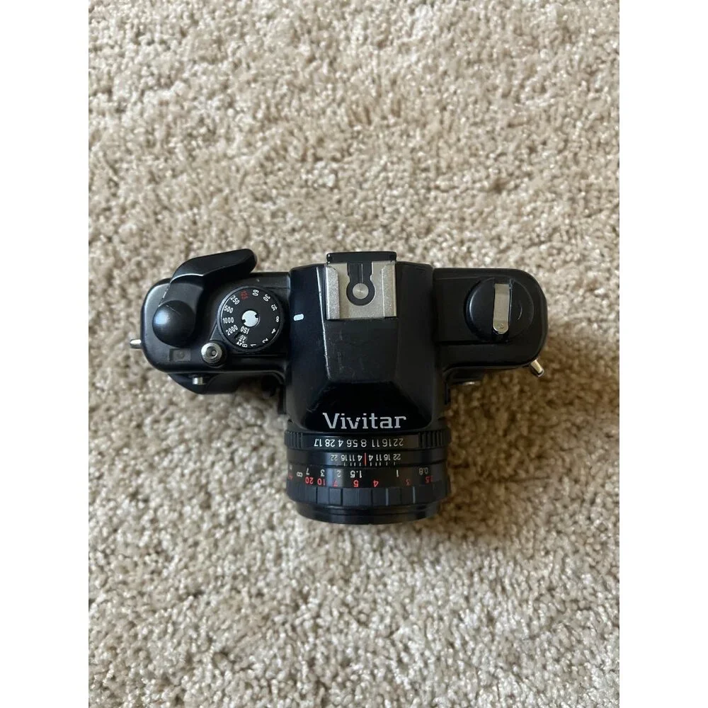 Vivitar 3800N with 50mm Lens SLR Camera *missing straps* No Batteries